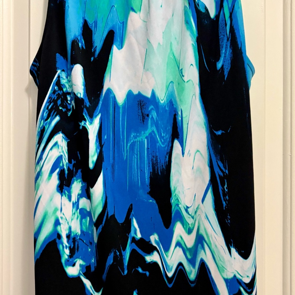 Women's Blue and Green Sleeveless Top - Picture 3 of 4